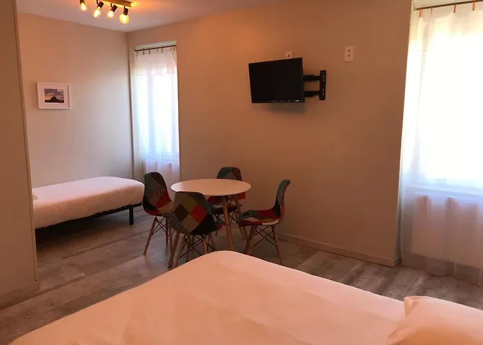 La Parenthese De La Baie Bed & Breakfast Courtils