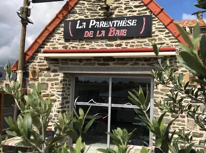 La Parenthese De La Baie Courtils